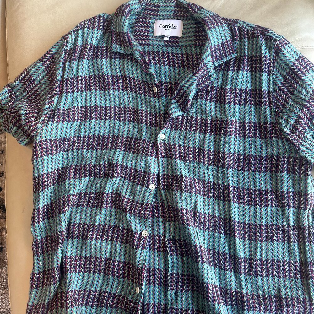Corridor Men's Blue and Purple Casual Button Down Shirt